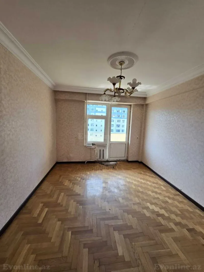 Satılır 5 otaqlı Mənzil Köhnə tikili 170 m² Nizami m. - şəkil 6