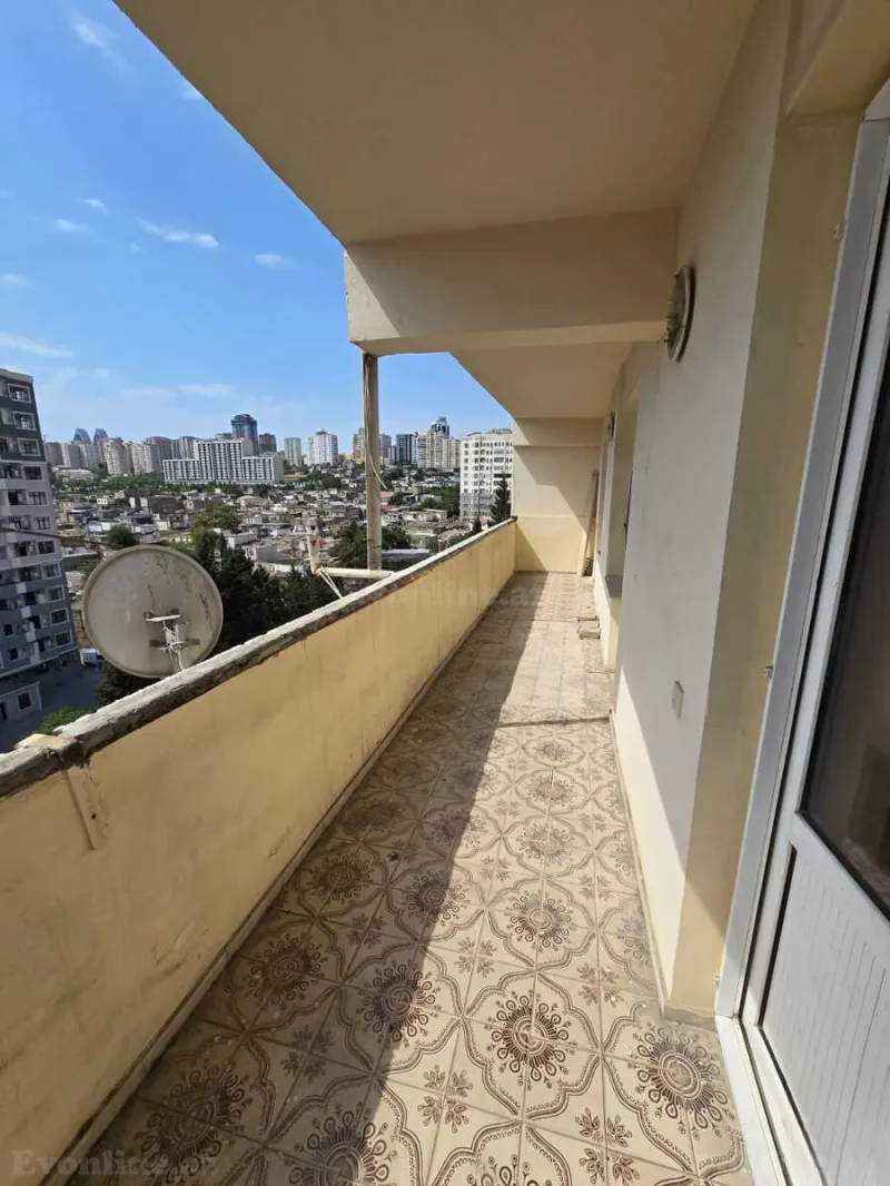 Satılır 5 otaqlı Mənzil Köhnə tikili 170 m² Nizami m. - şəkil 10