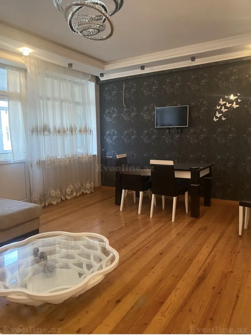 Satılır 4 otaqlı Mənzil Yeni tikili 140 m² Səbail r. - şəkil 5