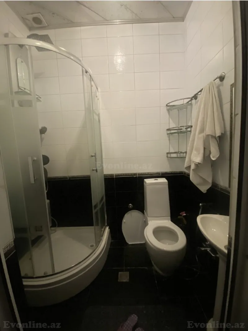 Satılır 4 otaqlı Mənzil Yeni tikili 140 m² Səbail r. - şəkil 10