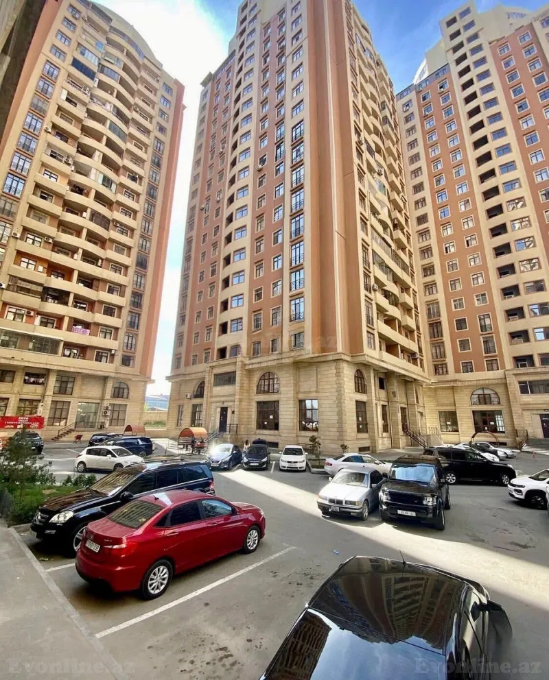 Satılır 3 otaqlı Mənzil Yeni tikili 140 m² Yasamal