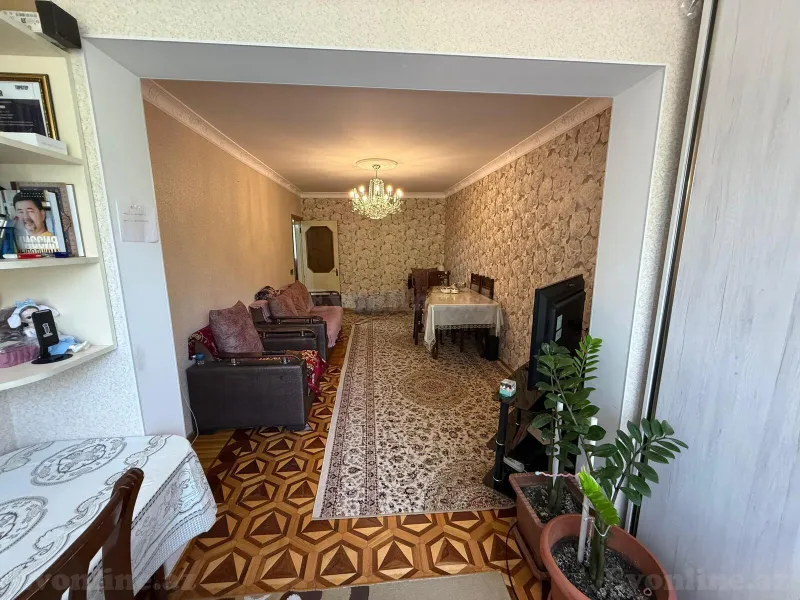 Satılır 5 otaqlı Mənzil Köhnə tikili 100 m² 8-ci kilometr - şəkil 2