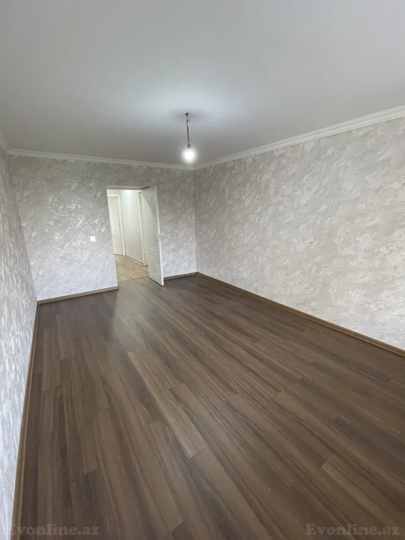 Satılır 3 otaqlı Mənzil Köhnə tikili 65 m² İnşaatçılar m. - şəkil 9