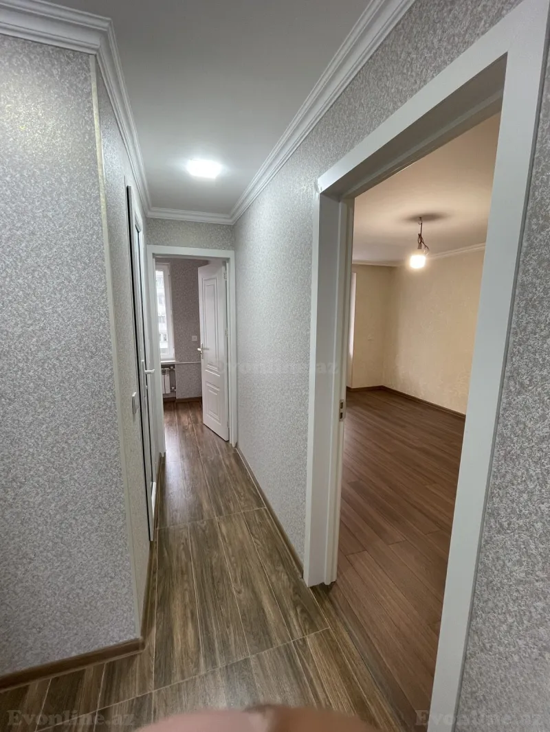 Satılır 3 otaqlı Mənzil Köhnə tikili 65 m² İnşaatçılar m. - şəkil 10