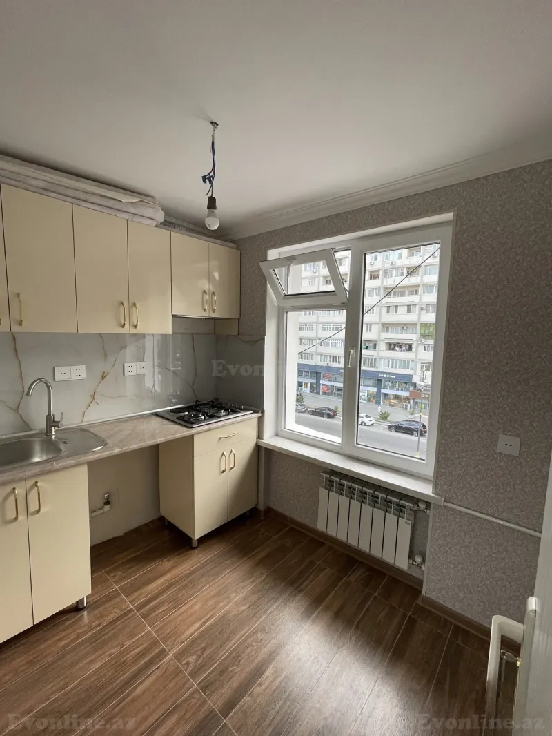 Satılır 3 otaqlı Mənzil Köhnə tikili 65 m² İnşaatçılar m. - şəkil 11