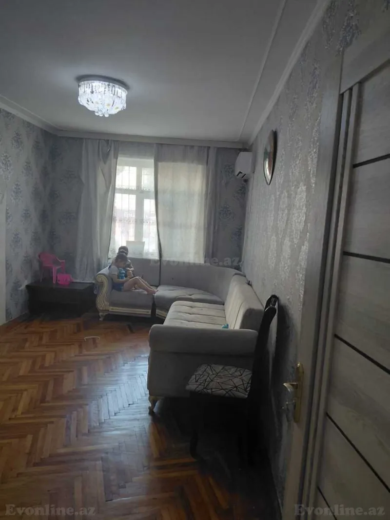 Satılır 3 otaqlı Mənzil Köhnə tikili 55 m² Hövsan