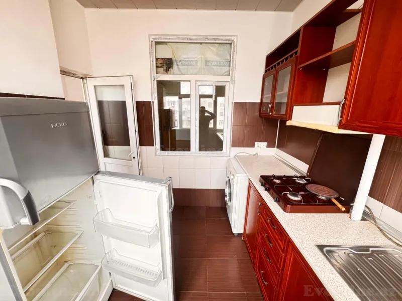 Kirayə verilir 3 otaqlı Mənzil Yeni tikili 100 m² Həzi Aslanov m. - şəkil 9