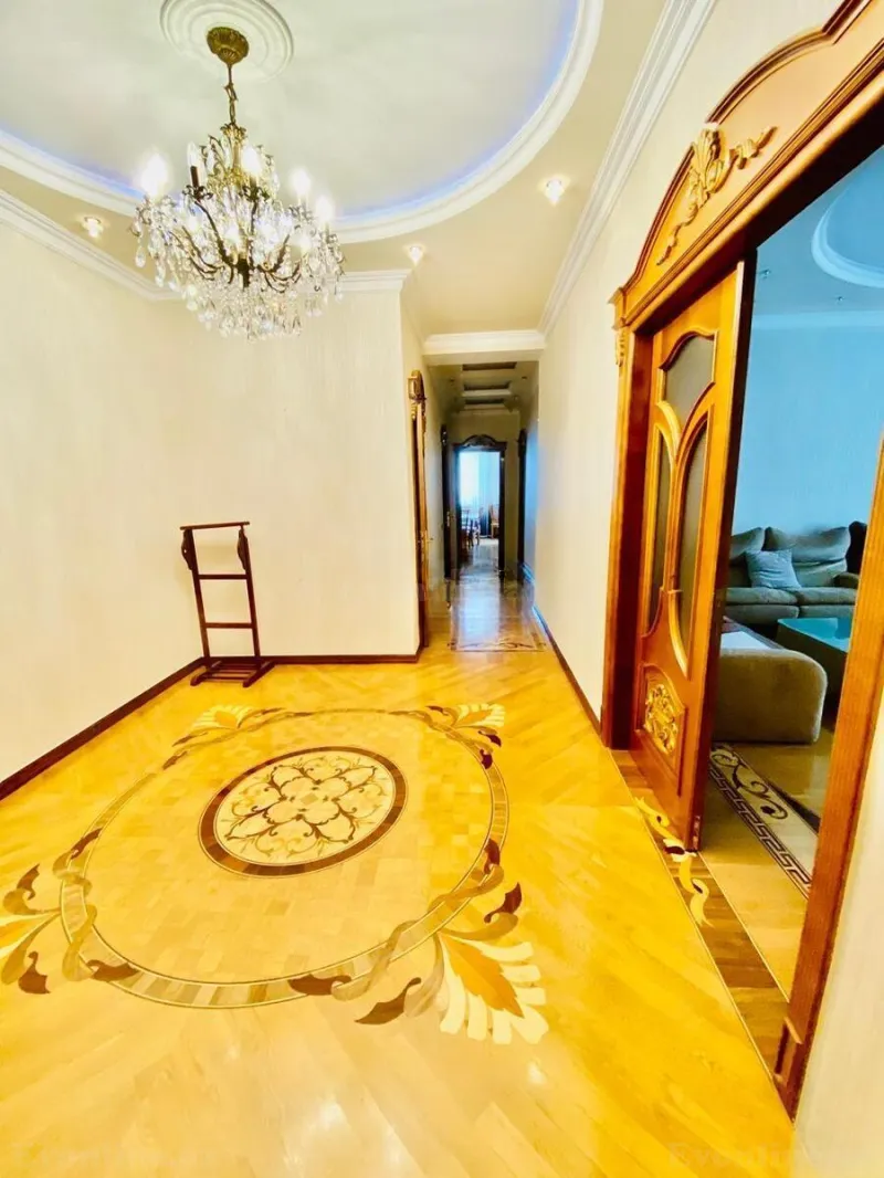 Kirayə verilir 3 otaqlı Mənzil Yeni tikili 155 m² Nəriman Nərimanov m. - şəkil 3
