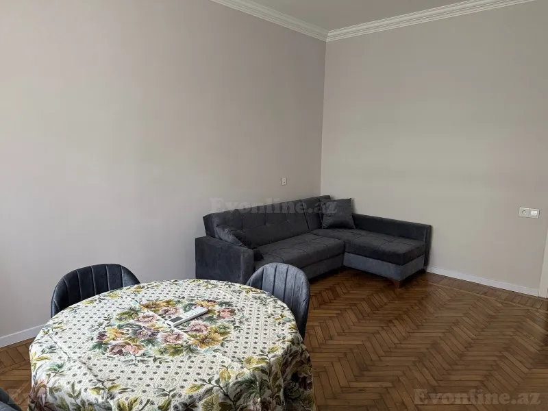 Kirayə verilir 2 otaqlı Mənzil Köhnə tikili 55 m² 28 May m. - şəkil 2