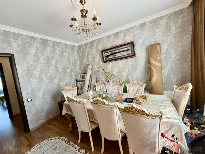 Satılır 5 otaqlı Mənzil Köhnə tikili 120 m² Bakıxanov - şəkil 3