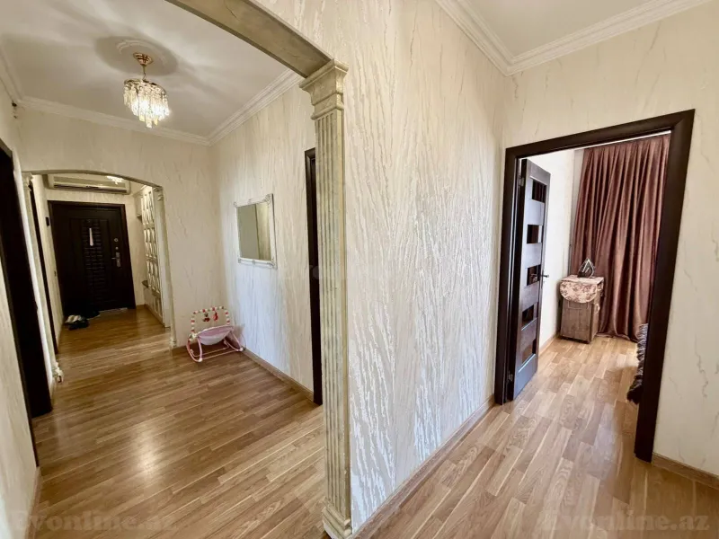 Satılır 5 otaqlı Mənzil Köhnə tikili 120 m² Bakıxanov - şəkil 20
