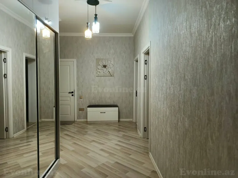 Satılır 3 otaqlı Mənzil Yeni tikili 128 m² 20 Yanvar m.