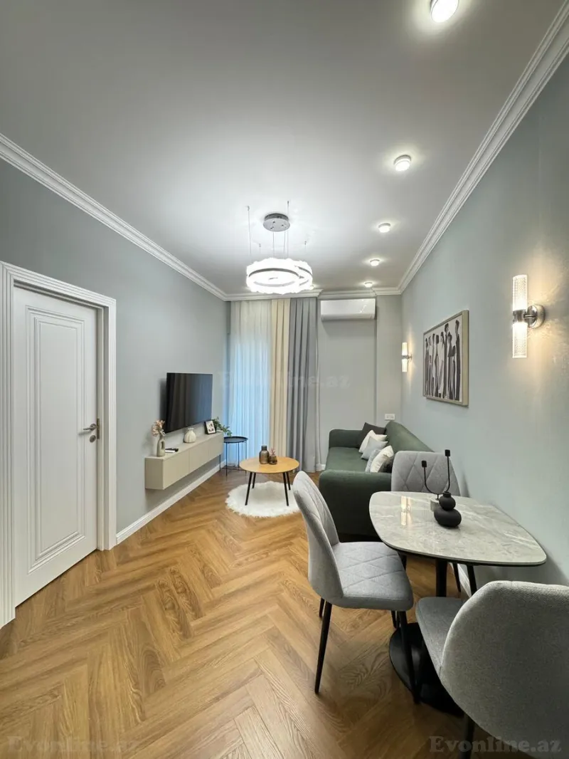 Satılır 2 otaqlı Mənzil Köhnə tikili 45 m² Nəsimi r. - şəkil 3