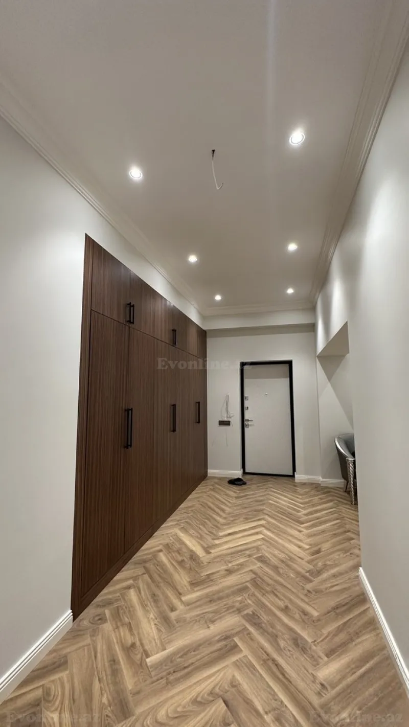 Satılır 4 otaqlı Mənzil Yeni tikili 242 m² 28 May m. - şəkil 7