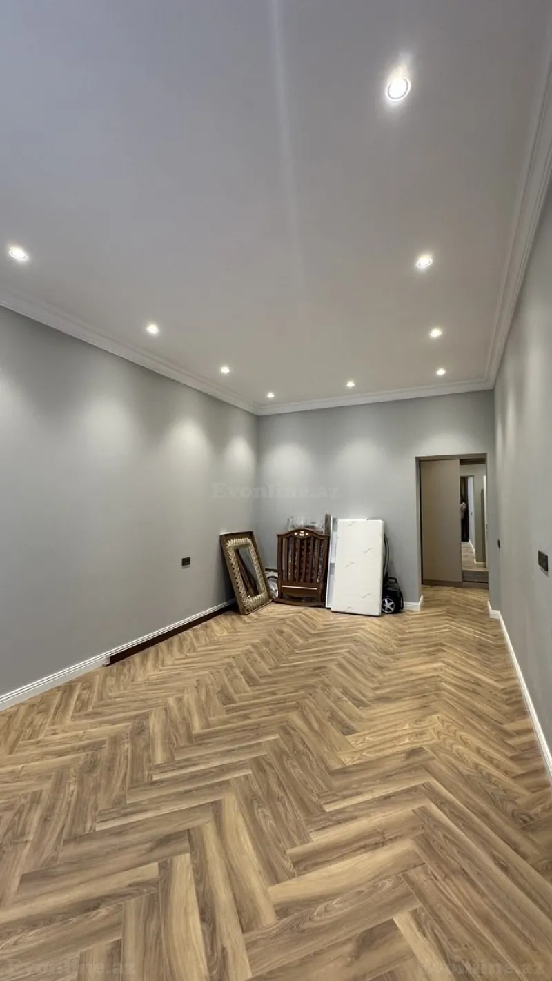 Satılır 4 otaqlı Mənzil Yeni tikili 242 m² 28 May m. - şəkil 8