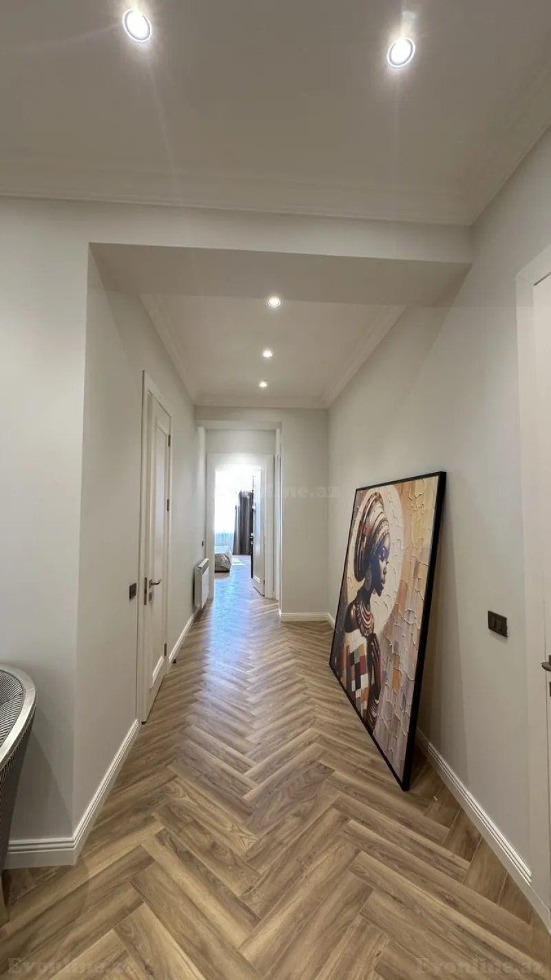 Satılır 4 otaqlı Mənzil Yeni tikili 242 m² 28 May m. - şəkil 11