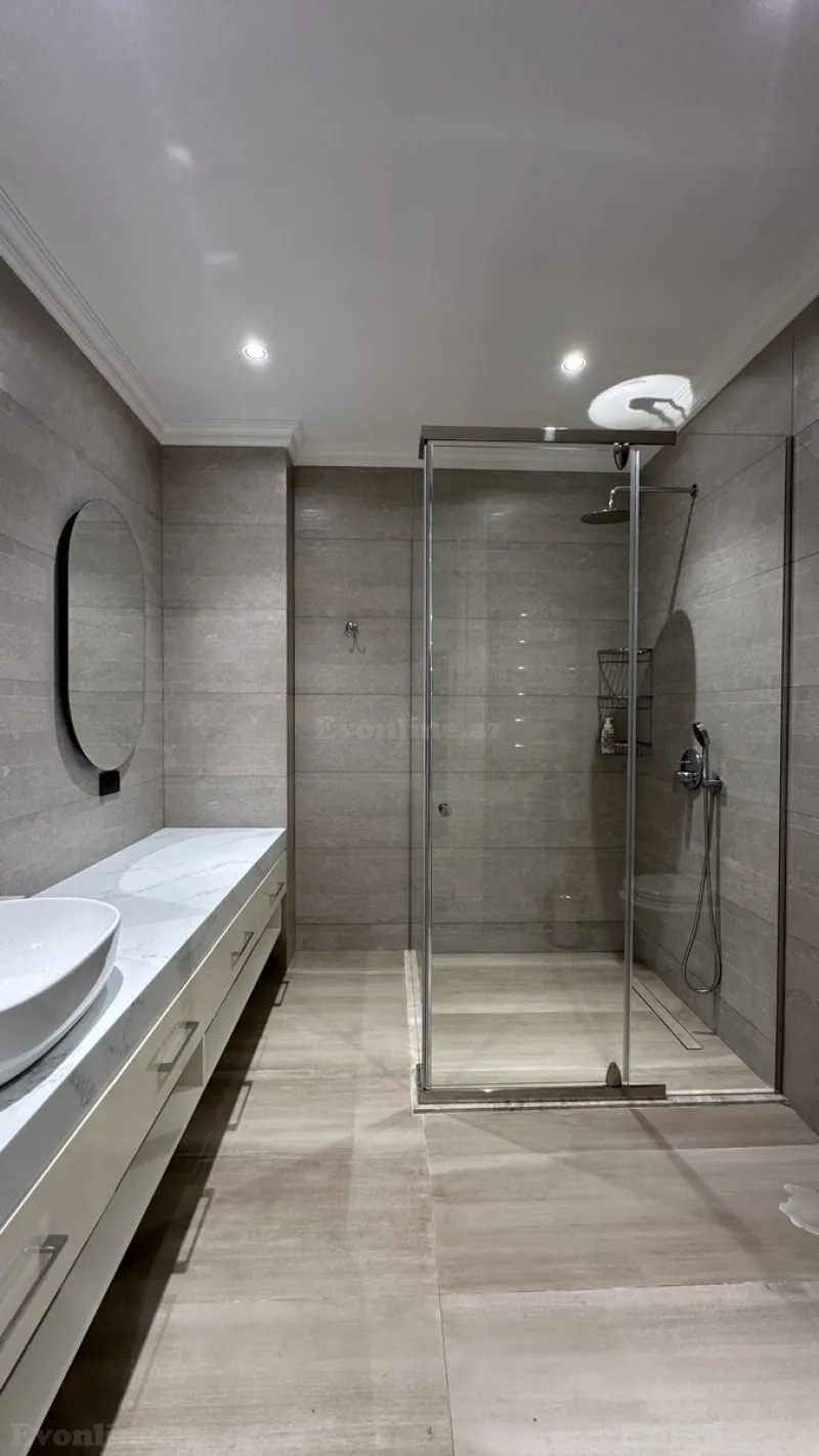 Satılır 4 otaqlı Mənzil Yeni tikili 242 m² 28 May m. - şəkil 15