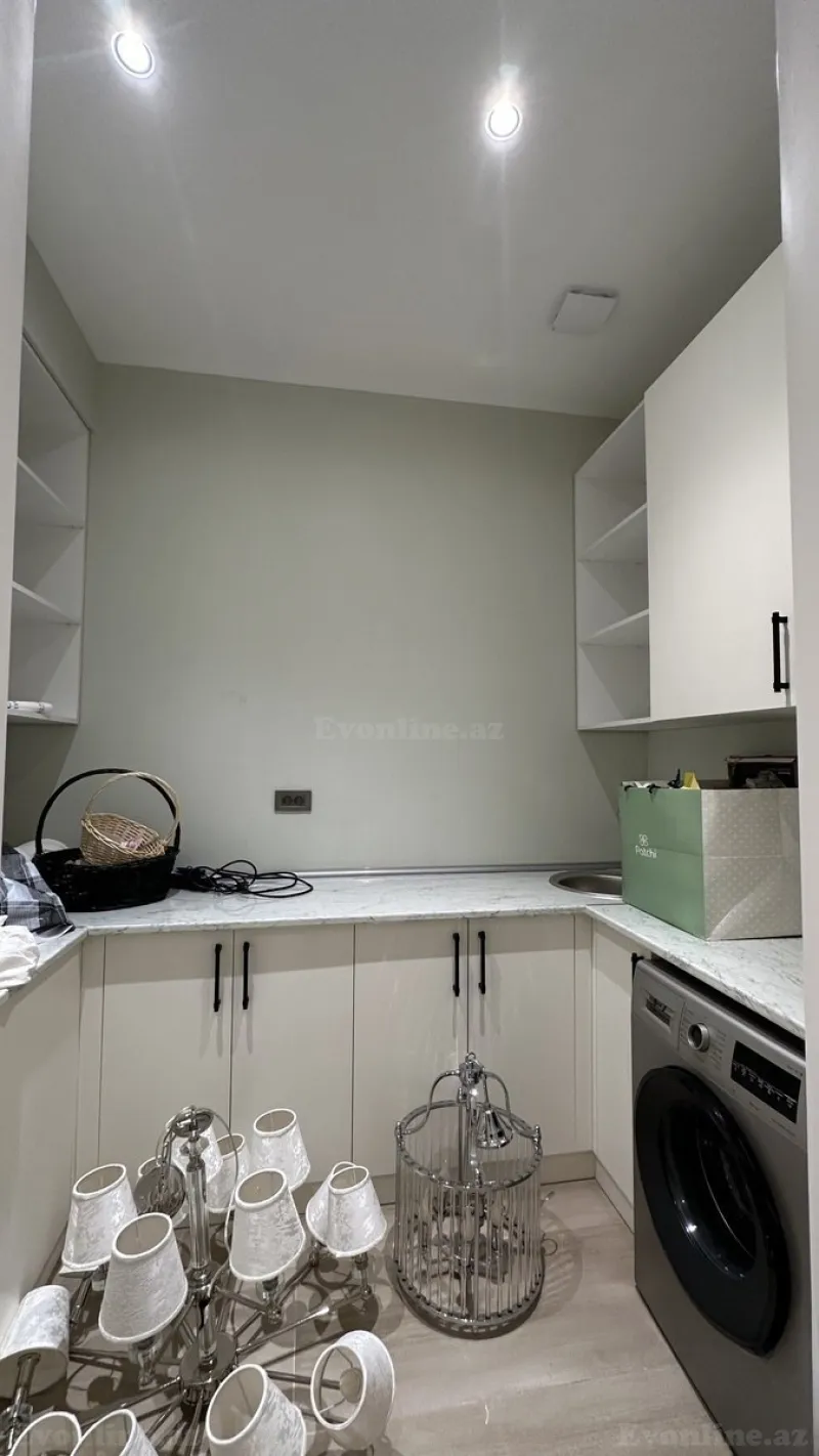 Satılır 4 otaqlı Mənzil Yeni tikili 242 m² 28 May m. - şəkil 16