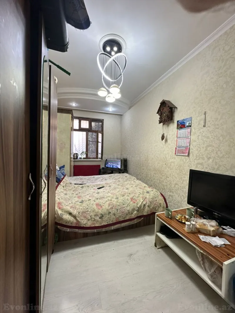 Satılır 3 otaqlı Mənzil Köhnə tikili 75 m² Memar Əcəmi m. - şəkil 4