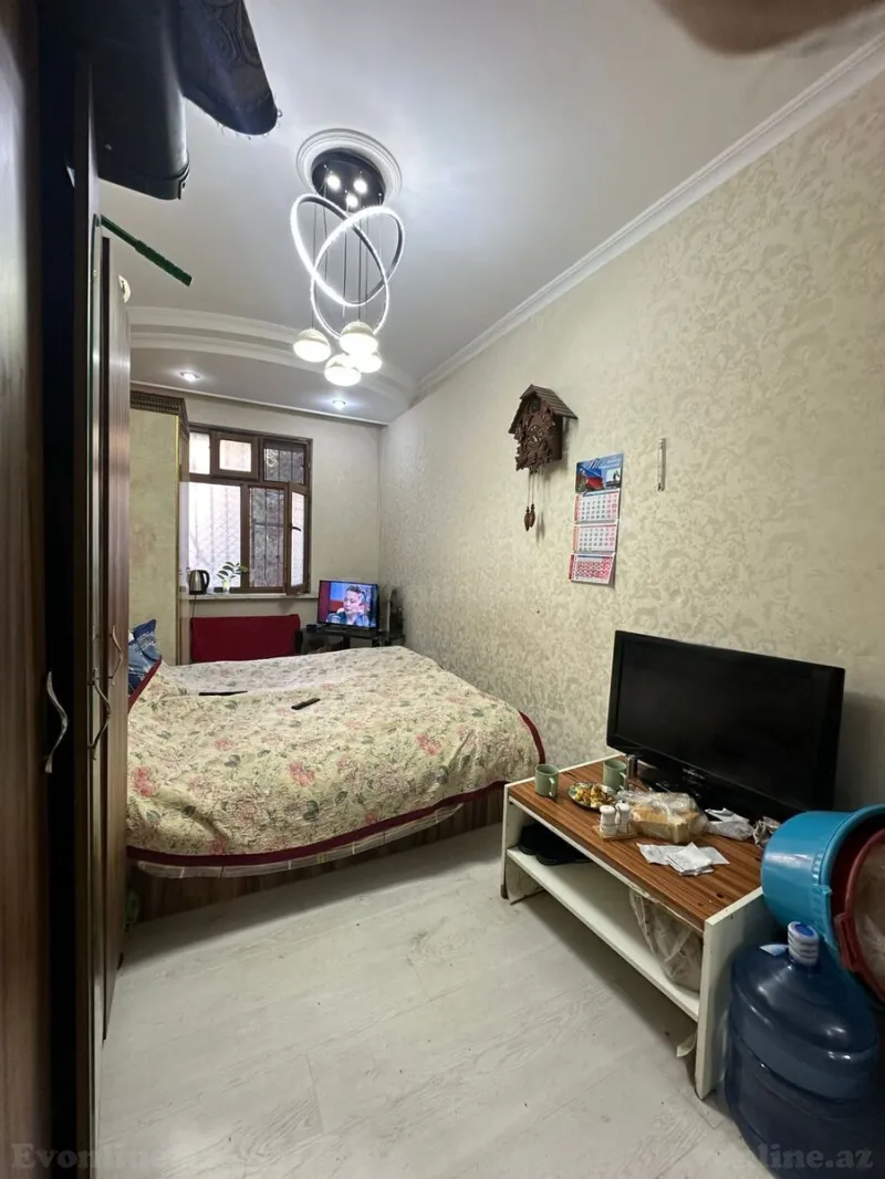 Satılır 3 otaqlı Mənzil Köhnə tikili 75 m² Memar Əcəmi m. - şəkil 5