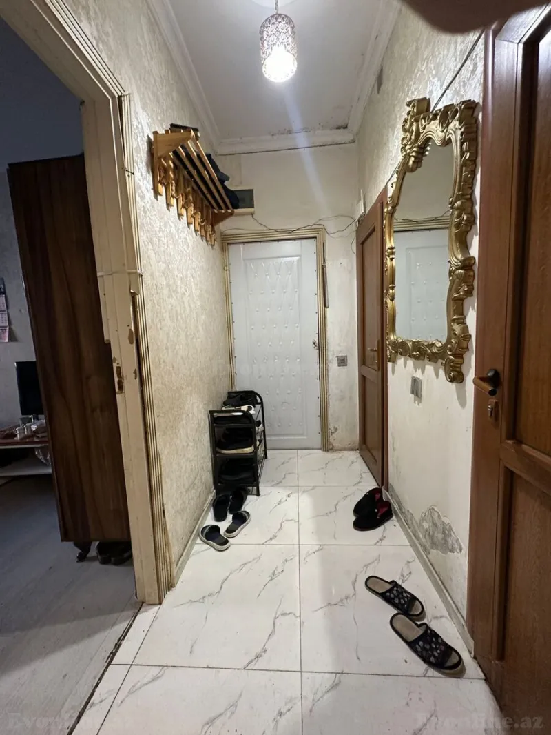 Satılır 3 otaqlı Mənzil Köhnə tikili 75 m² Memar Əcəmi m. - şəkil 8