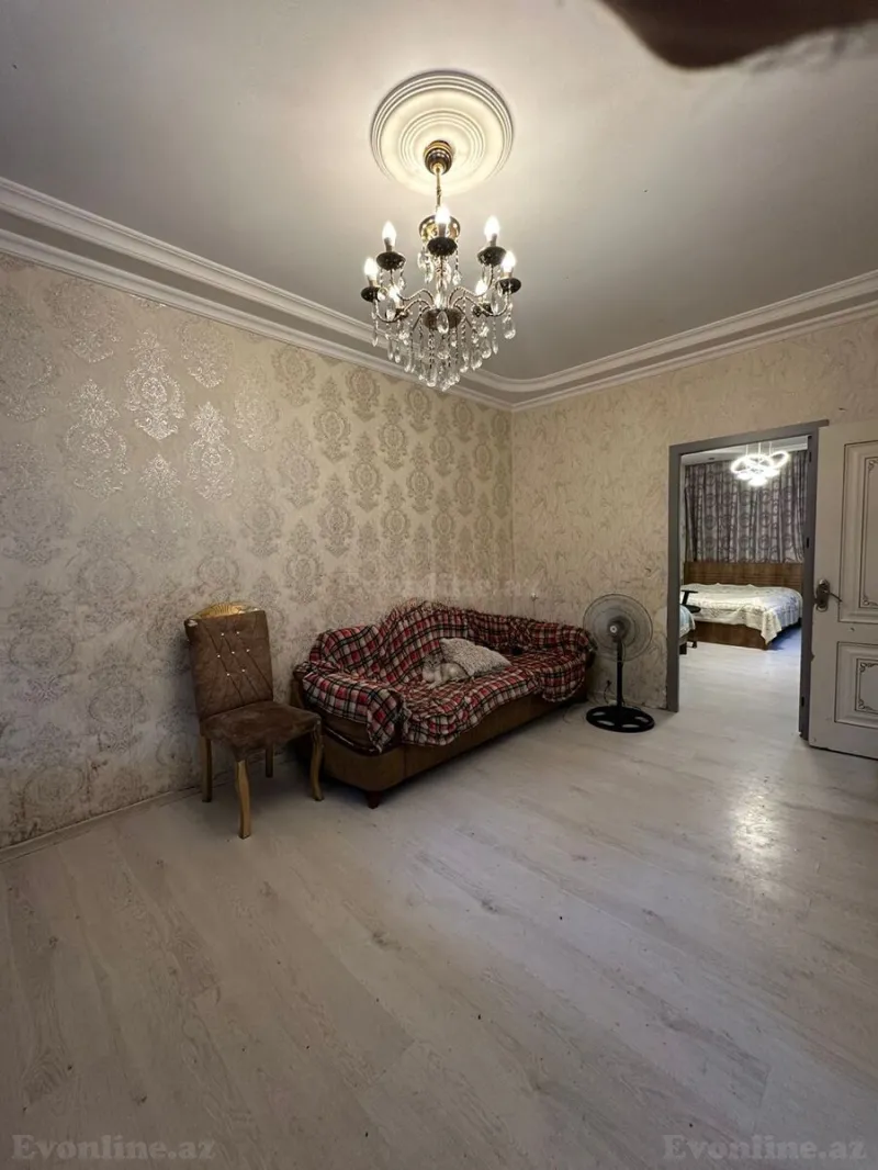 Satılır 3 otaqlı Mənzil Köhnə tikili 75 m² Memar Əcəmi m. - şəkil 9