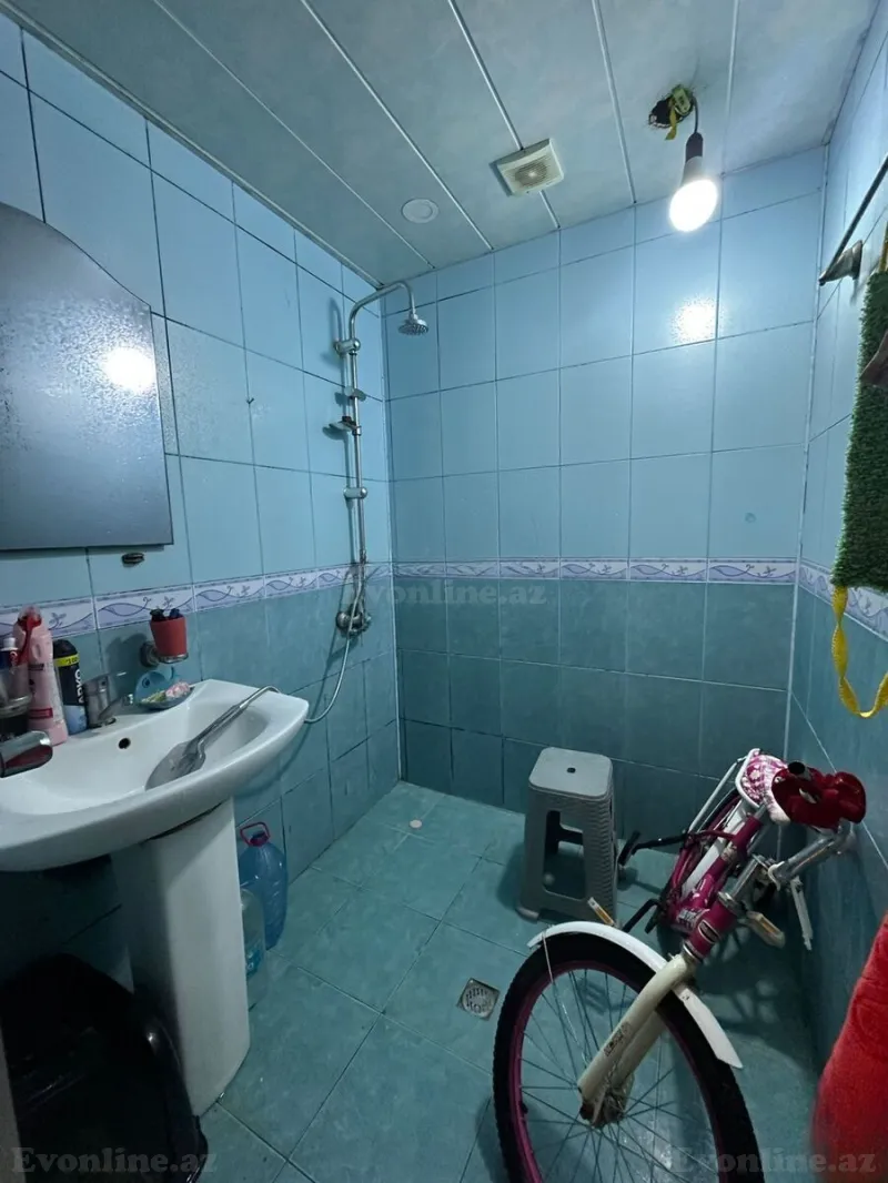 Satılır 3 otaqlı Mənzil Köhnə tikili 75 m² Memar Əcəmi m. - şəkil 12