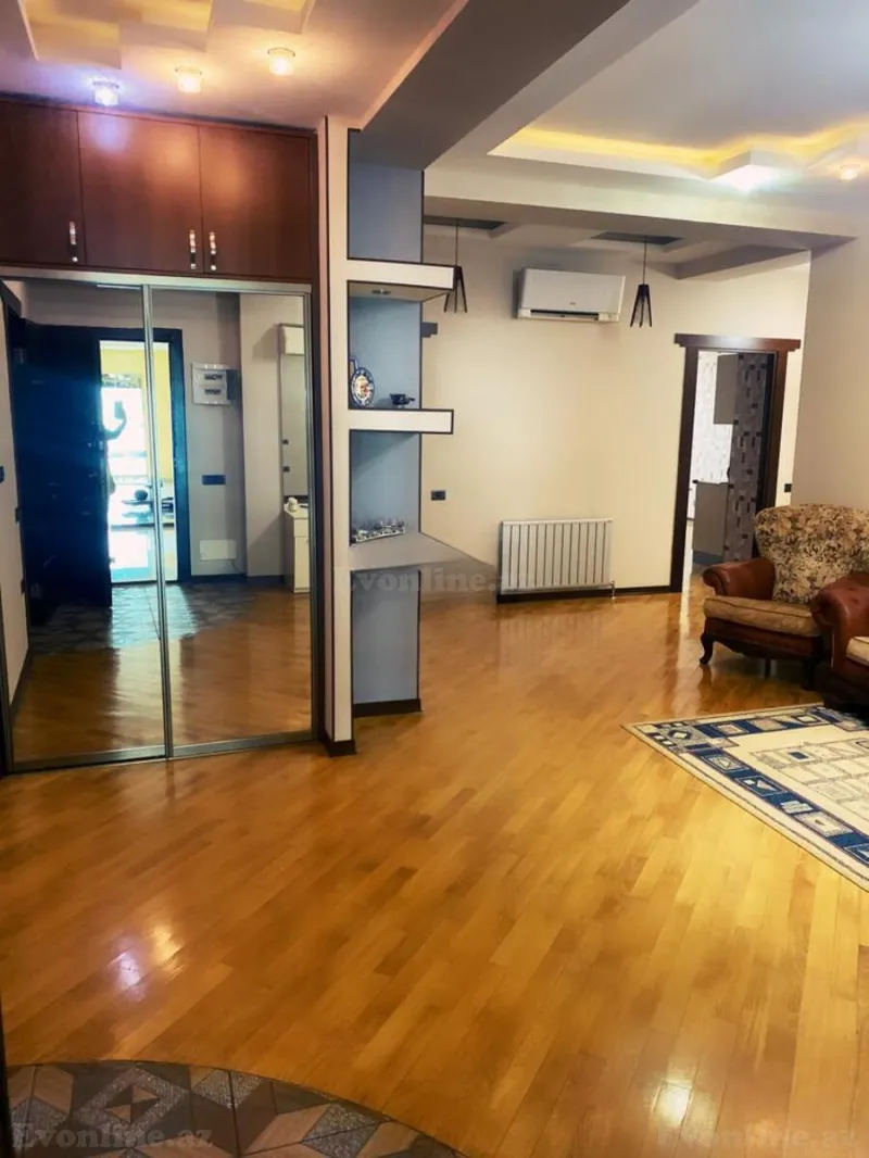Kirayə verilir 3 otaqlı Mənzil Yeni tikili 191 m² Xətai r. - şəkil 8