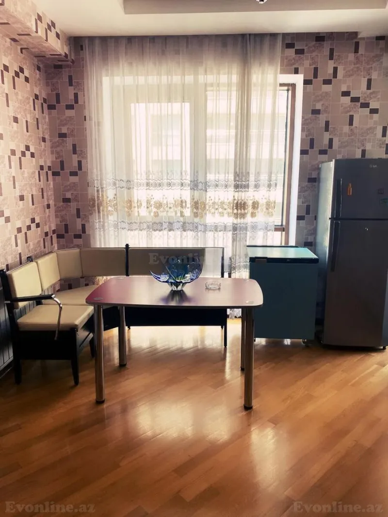 Kirayə verilir 3 otaqlı Mənzil Yeni tikili 191 m² Xətai r. - şəkil 13