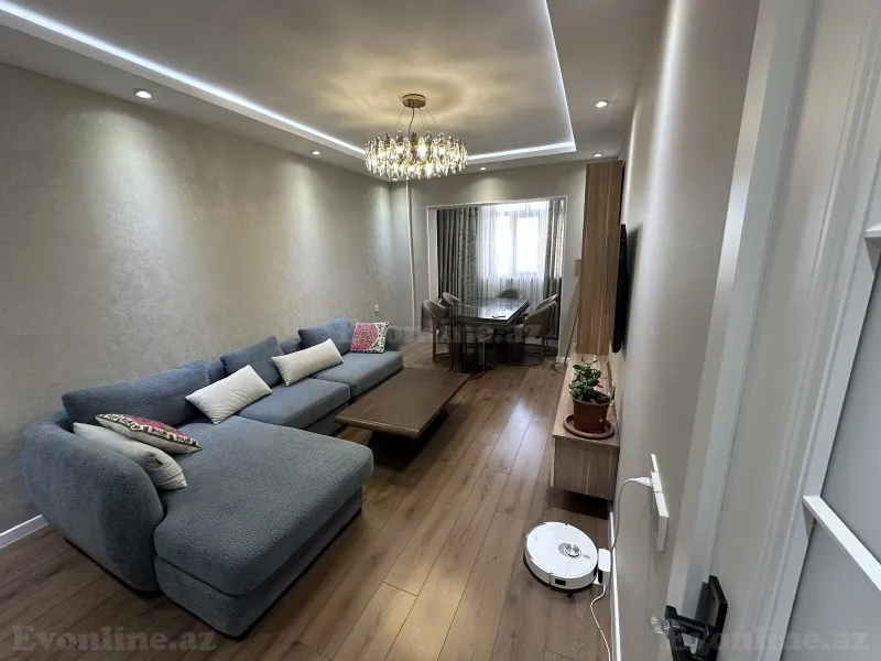 Satılır 2 otaqlı Mənzil Köhnə tikili 65 m² Həzi Aslanov