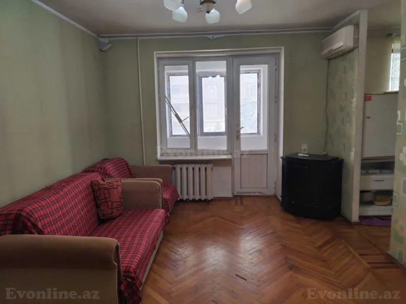 1 otaqlı Mənzil 36 m² Elmlər Akademiyası m. Kirayə verilir