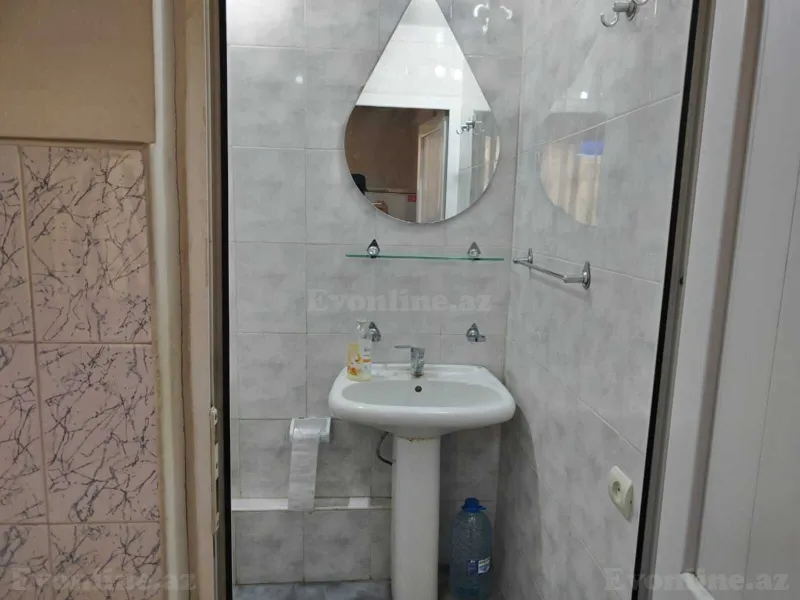 Kirayə verilir 1 otaqlı Mənzil Köhnə tikili 36 m² Elmlər Akademiyası m. - şəkil 7