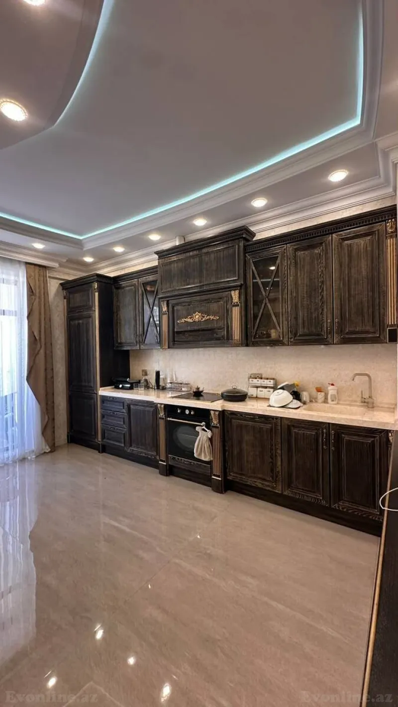 Kirayə verilir 4 otaqlı Mənzil Yeni tikili 180 m² Xətai r. - şəkil 20
