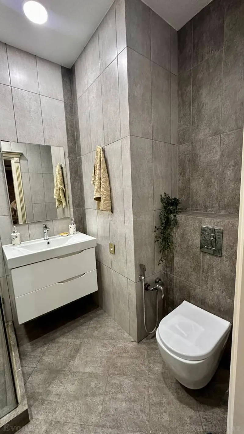 Kirayə verilir 4 otaqlı Mənzil Yeni tikili 180 m² Xətai r. - şəkil 27