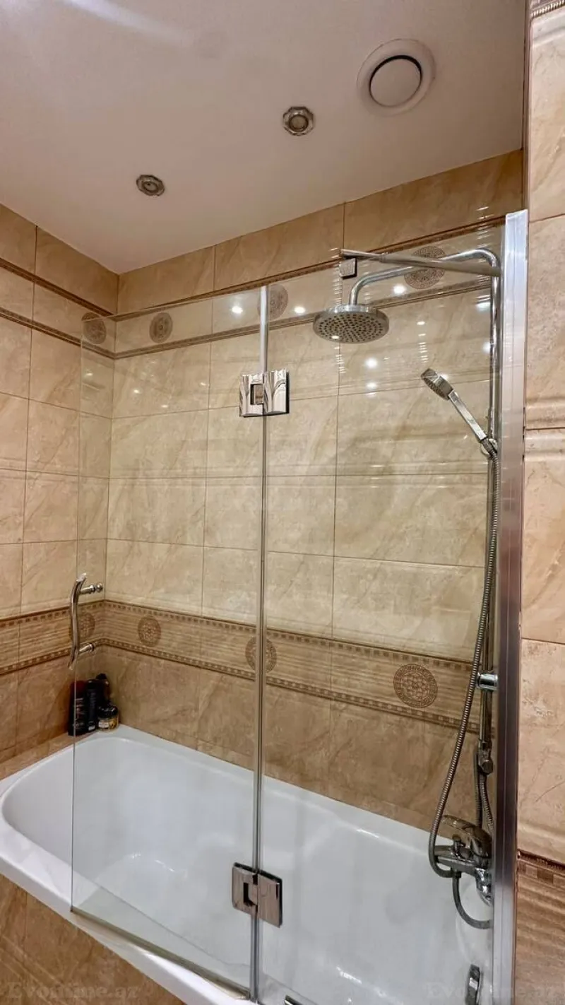 Kirayə verilir 4 otaqlı Mənzil Yeni tikili 180 m² Xətai r. - şəkil 29
