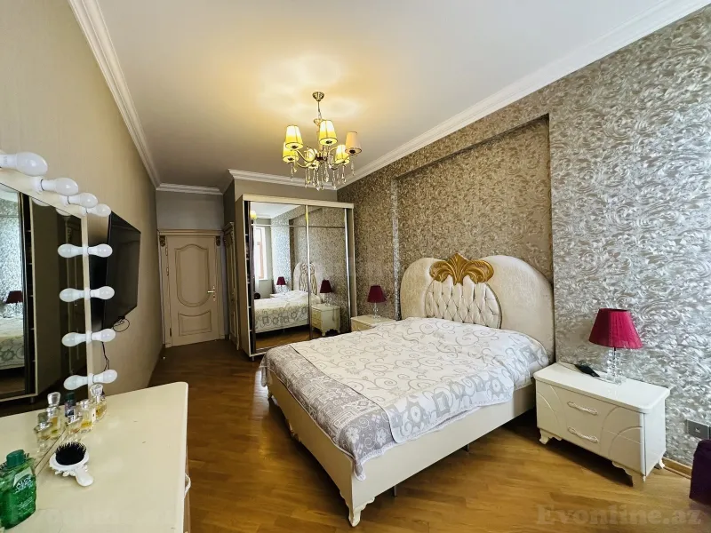Satılır 3 otaqlı Mənzil Yeni tikili 135 m² Elmlər Akademiyası m. - şəkil 9
