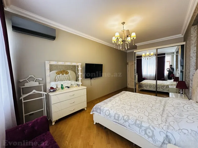Satılır 3 otaqlı Mənzil Yeni tikili 135 m² Elmlər Akademiyası m. - şəkil 10