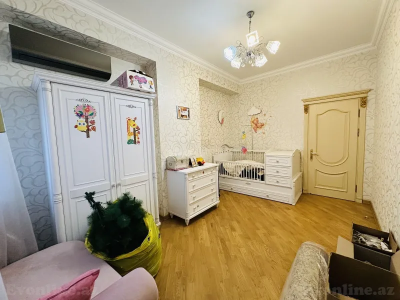 Satılır 3 otaqlı Mənzil Yeni tikili 135 m² Elmlər Akademiyası m. - şəkil 12