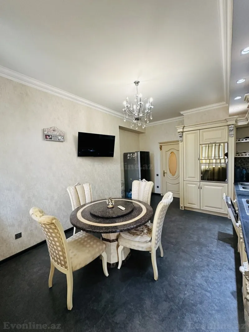 Satılır 3 otaqlı Mənzil Yeni tikili 135 m² Elmlər Akademiyası m. - şəkil 14