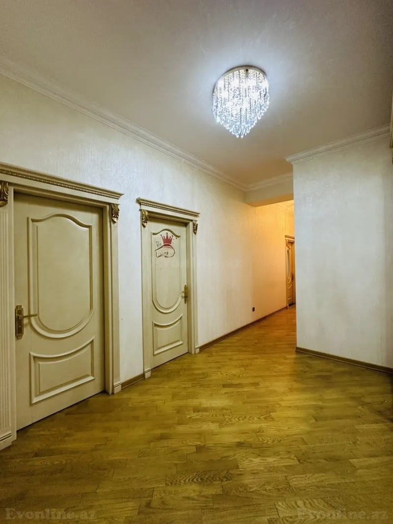 Satılır 3 otaqlı Mənzil Yeni tikili 135 m² Elmlər Akademiyası m. - şəkil 18