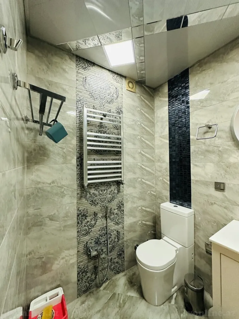 Satılır 3 otaqlı Mənzil Yeni tikili 135 m² Elmlər Akademiyası m. - şəkil 21