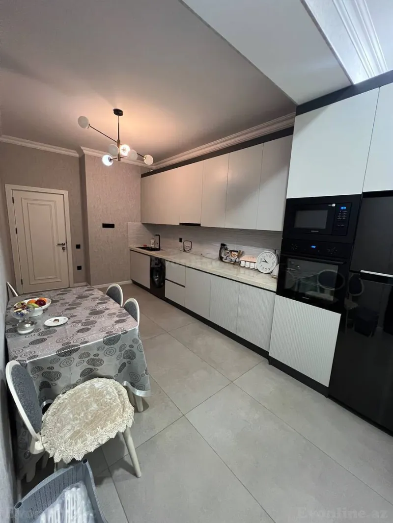 Kirayə verilir 2 otaqlı Mənzil Yeni tikili 87 m² Nərimanov r. - şəkil 6