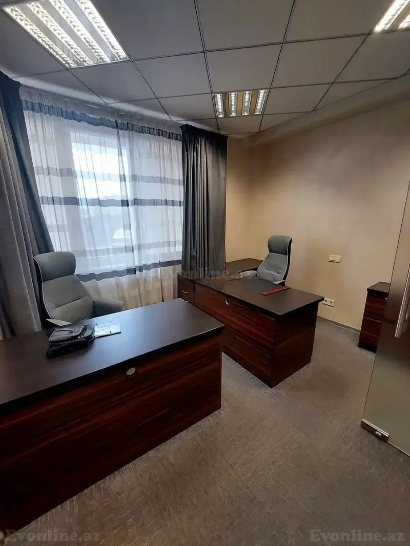 Kirayə verilir Ofis 1056 m² Elmlər Akademiyası m. - şəkil 5