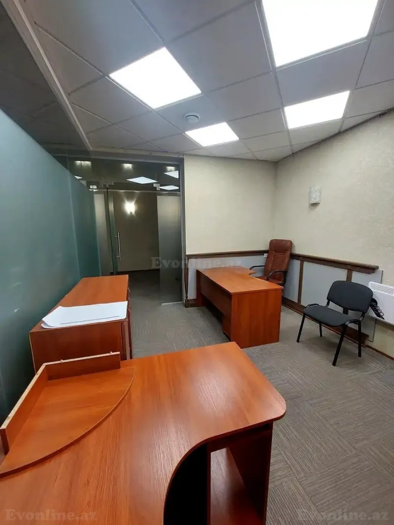 Kirayə verilir Ofis 1056 m² Elmlər Akademiyası m. - şəkil 8