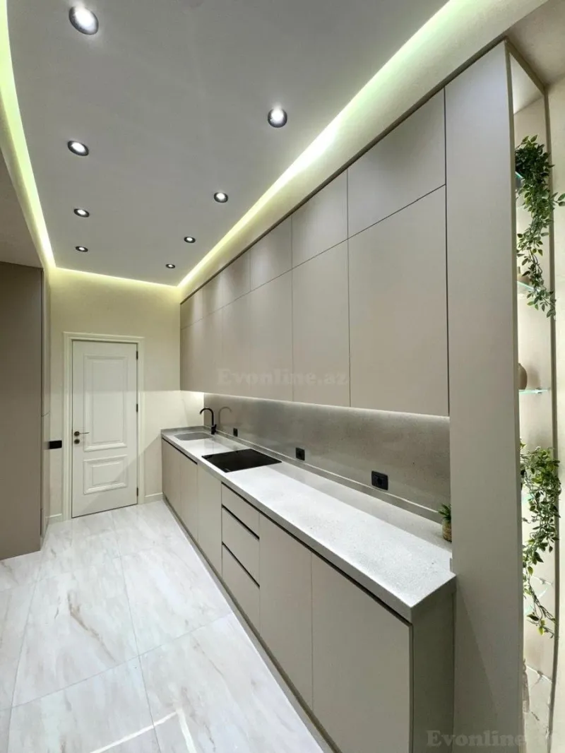 Satılır 2 otaqlı Mənzil Yeni tikili 64 m² Elmlər Akademiyası m. - şəkil 2