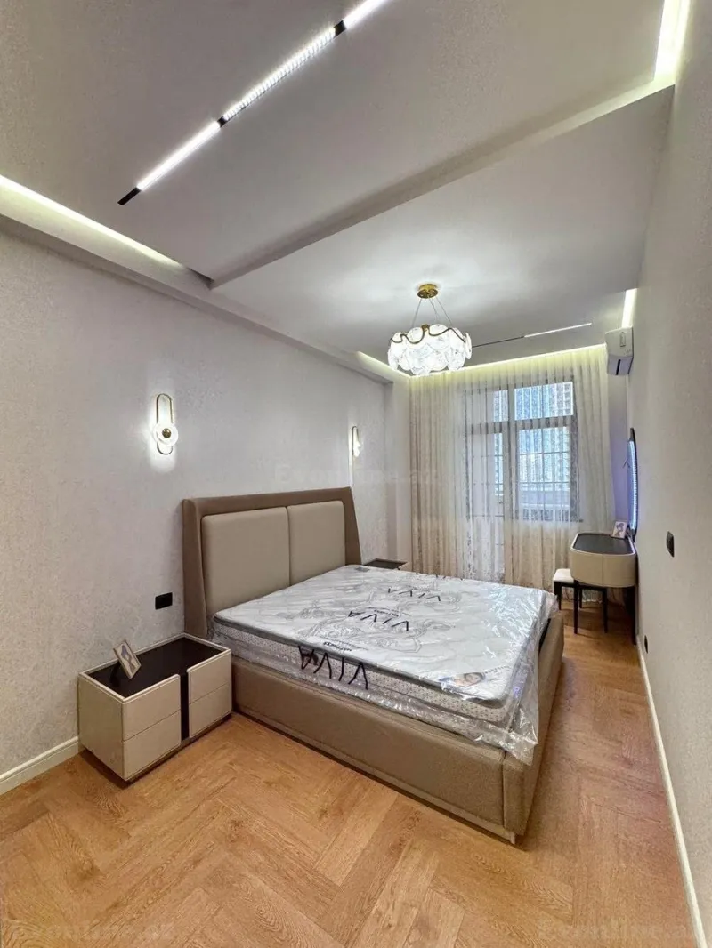 Satılır 2 otaqlı Mənzil Yeni tikili 64 m² Elmlər Akademiyası m. - şəkil 4