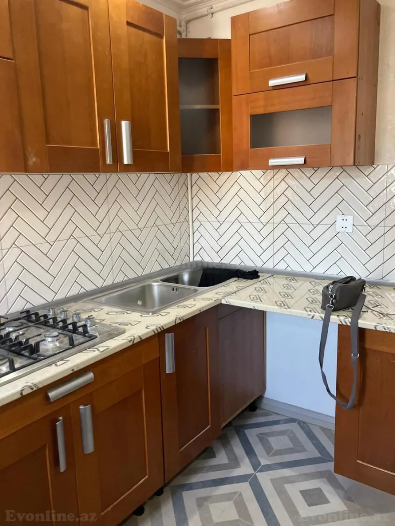 Satılır 2 otaqlı Mənzil Köhnə tikili 40 m² Nərimanov r. - şəkil 7