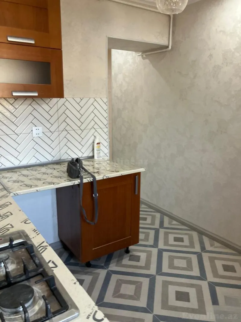Satılır 2 otaqlı Mənzil Köhnə tikili 40 m² Nərimanov r. - şəkil 8