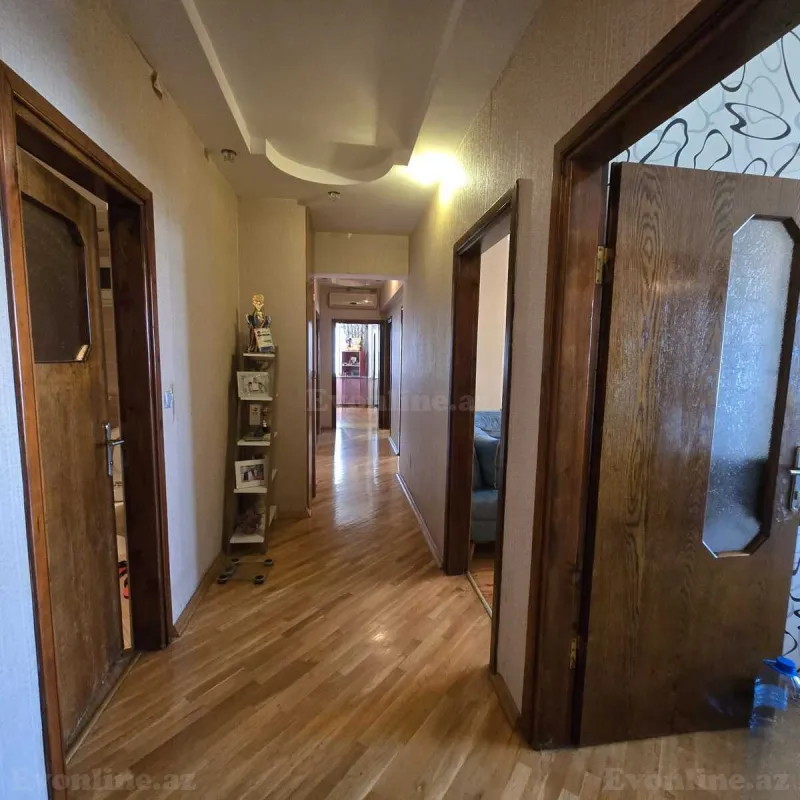 Satılır 4 otaqlı Mənzil Yeni tikili 120 m² İnşaatçılar m. - şəkil 12