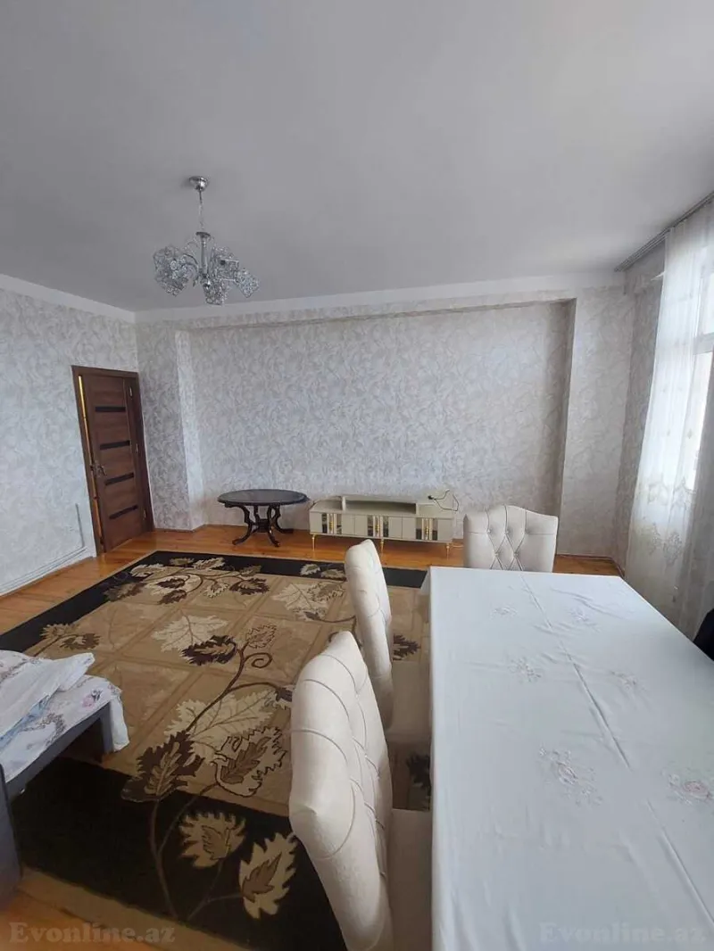 Kirayə verilir 3 otaqlı Mənzil Yeni tikili 120 m² Həzi Aslanov